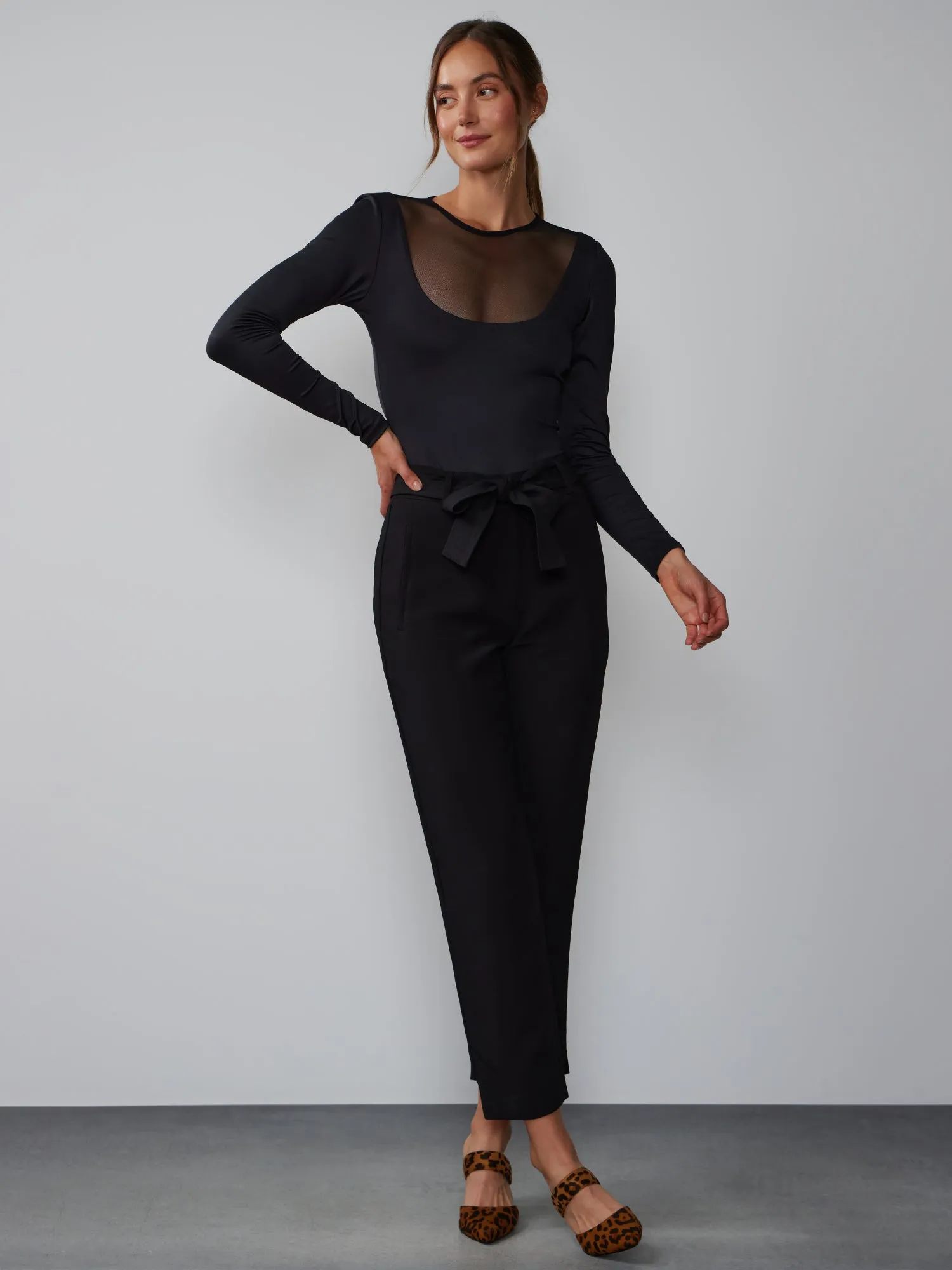 Mid Rise Belted Tapered Pant